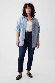Read more about the article Discover the Ease of Buying Jeans Online in the UK