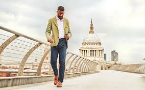 Read more about the article Discover the Top Online Clothing Sites for Fashion Enthusiasts in the UK