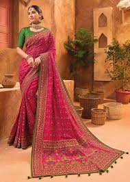 Read more about the article Ultimate Guide to Buying Sarees Online: Explore Traditional Attire with Ease