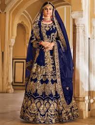 Read more about the article Elegance Unveiled: Indian Wedding Dresses Online